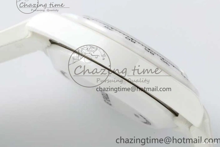 1223 FashionForward Daytona White Ceramic 5GF Best Edition White Black Dial on White Rubber Strap A 2329